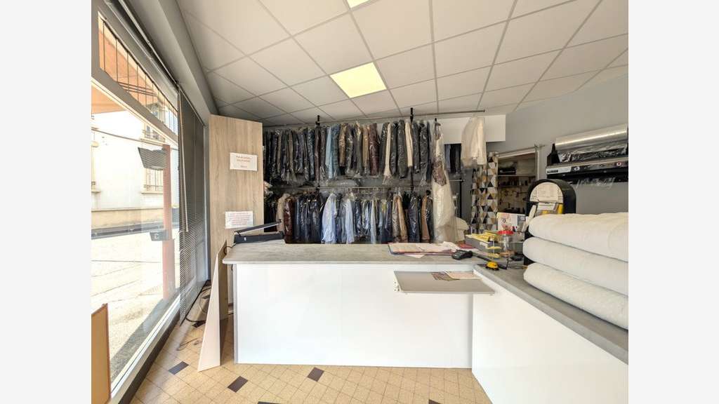 Vente local commercial loué à Roanne