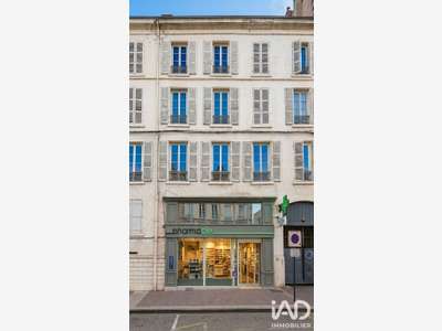 Vente local commercial de 127m² à Roanne centre
