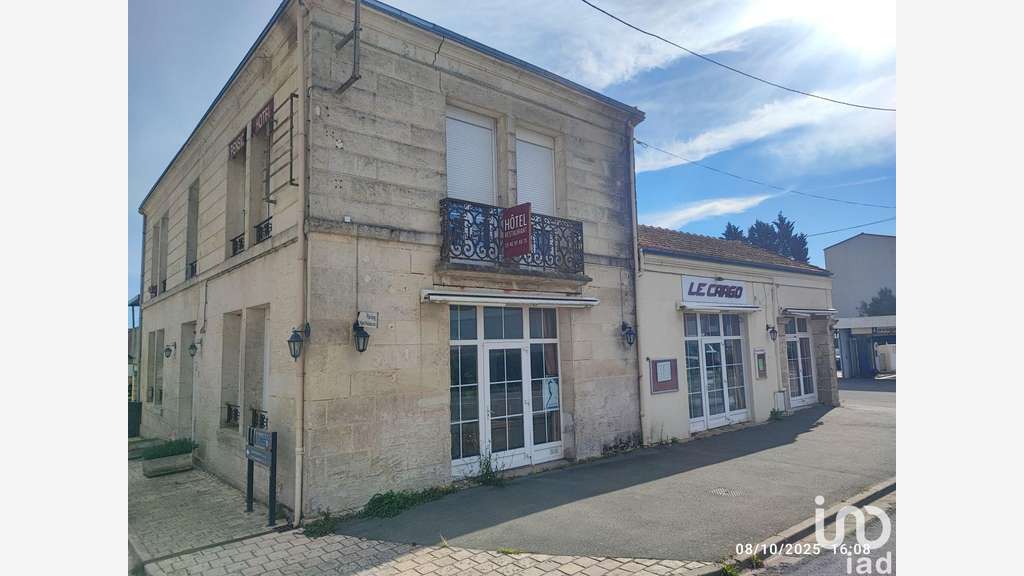 Vente murs d’hôtel-restaurant à Rochefort
