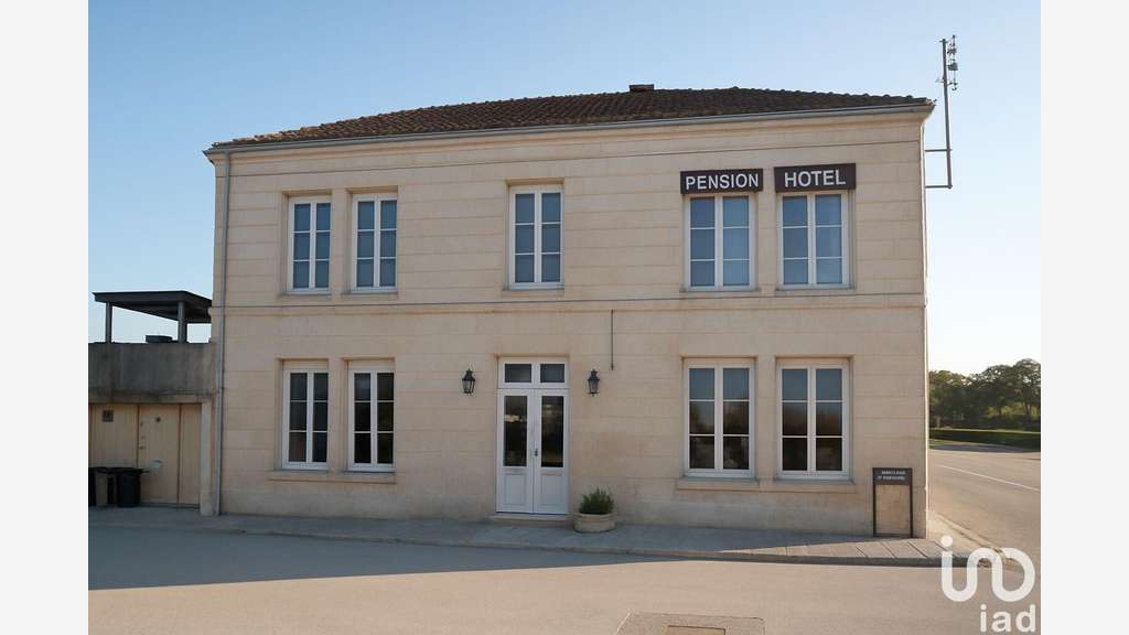 Vente murs d’hôtel-restaurant à Rochefort