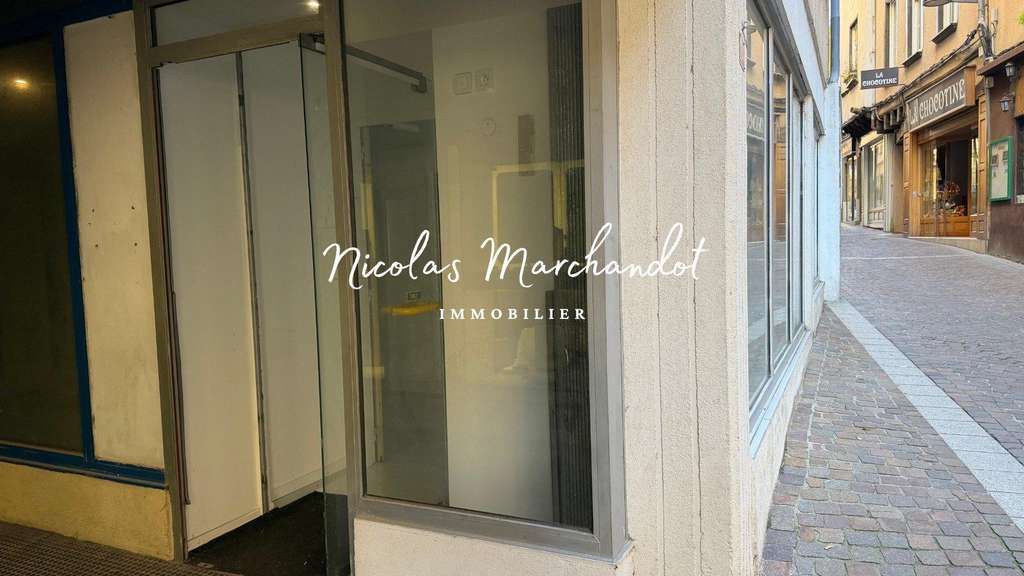 Vente murs boutique 30m² rue du Bal à Rodez