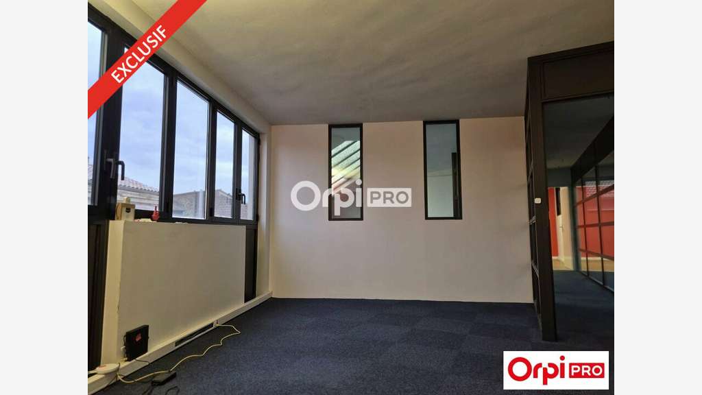 Local de 130m² à vendre à Romans-sur-Isère