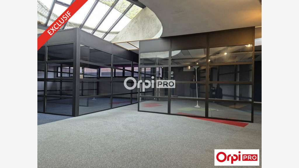 Local de 130m² à vendre à Romans-sur-Isère