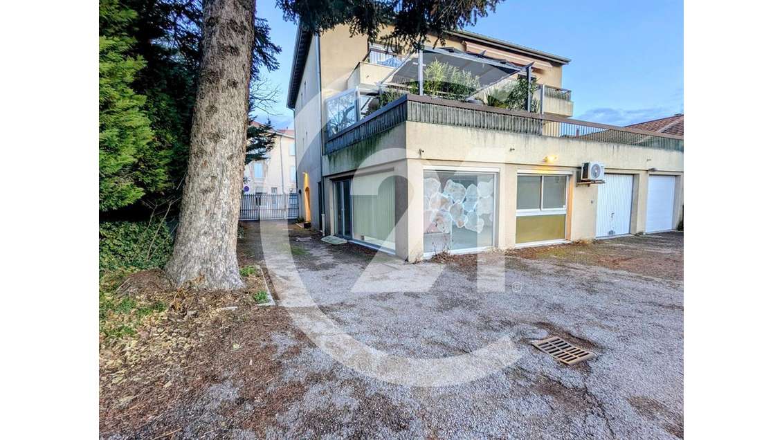 AV local commercial 60m² lumineux prox Gare Romans
