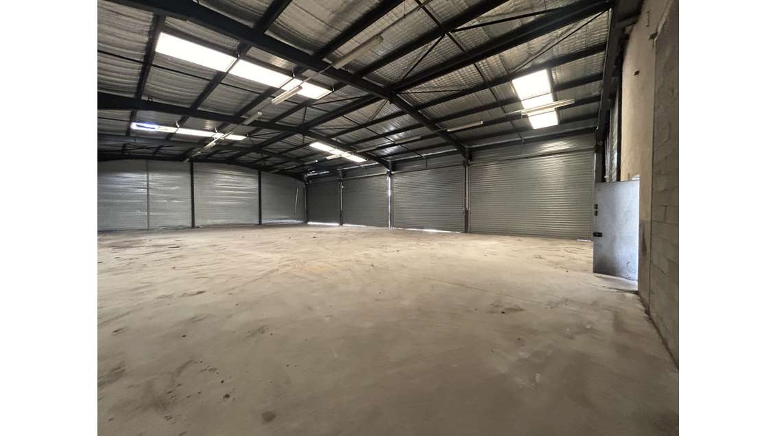 Vente entrepôt 95m² à Romans-sur-Isère Allobroges