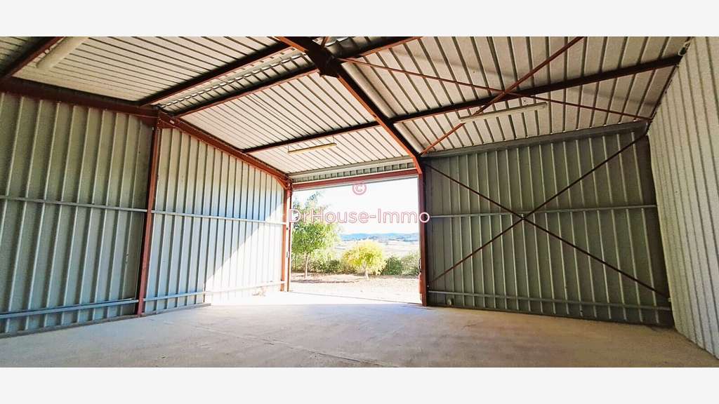 Hangars 97 et 144 m² entre Carcassonne et Limoux