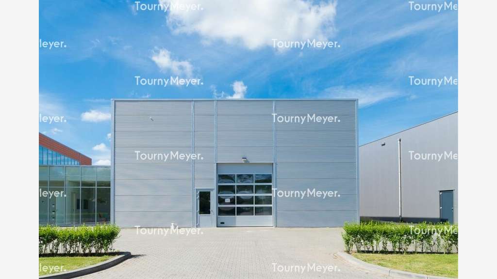 Vente local de 80m² en zone commerciale Royan 2