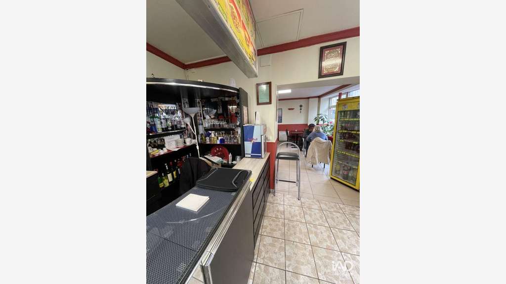 Vente droit au bail 76m² empl N°1 Rueil-Malmaison