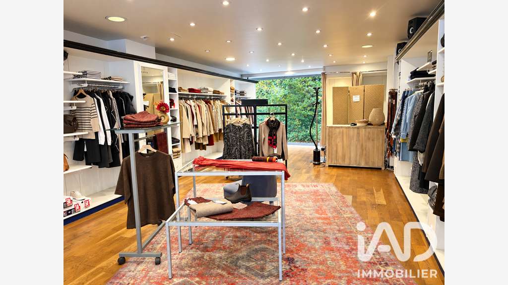 Local commercial à Rueil-Malmaison