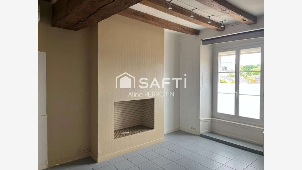 Vente local commercial 313m² à Sablé-sur-Sarthe