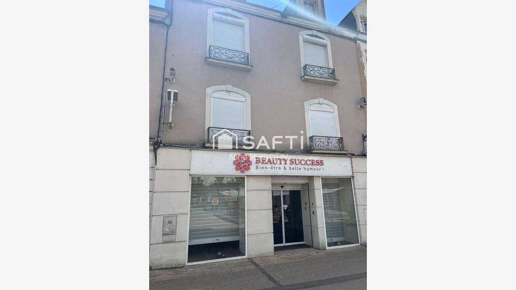 Vente local commercial 313m² à Sablé-sur-Sarthe