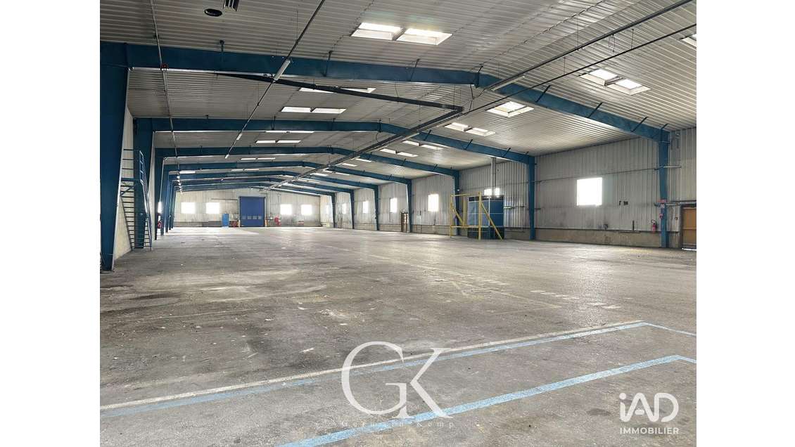 Local commercial à Saint-André-le-Gaz