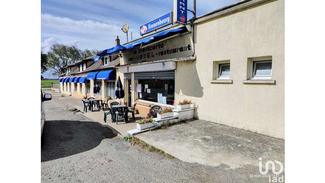 Local commercial à Saint-Aubin-des-Bois
