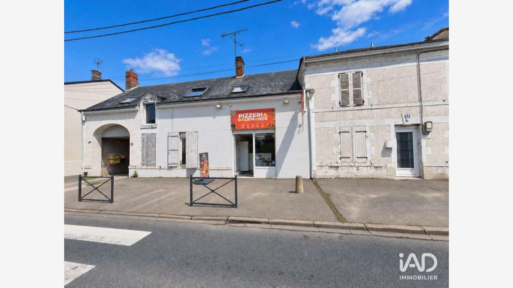 Vente murs commerciaux empl N°1 à Saint-Ay