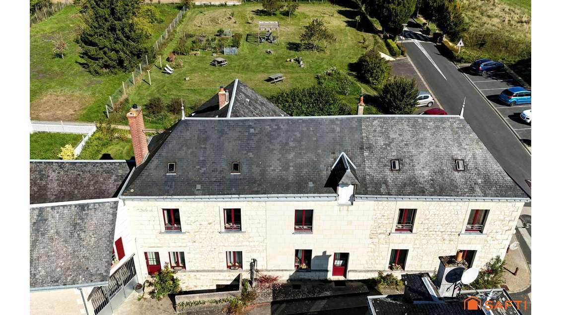 Vente murs commerciaux 361m² Saint-Benoît-la-Forêt