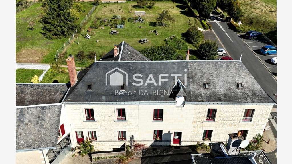 Vente murs commerciaux 361m² Saint-Benoît-la-Forêt