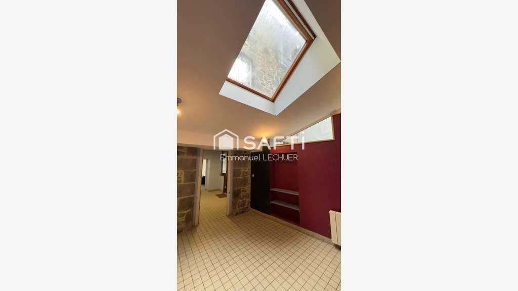 AV local commercial 66m² hyper centre Saint-Brieuc
