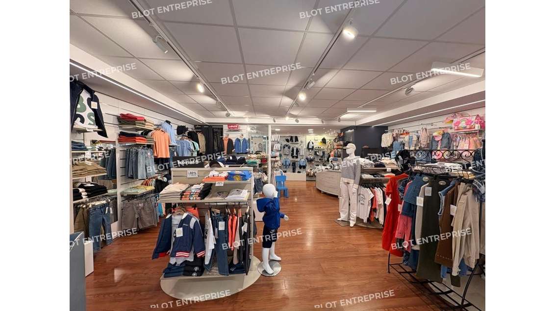 Vente immeuble commercial 159m² St Brieuc centre