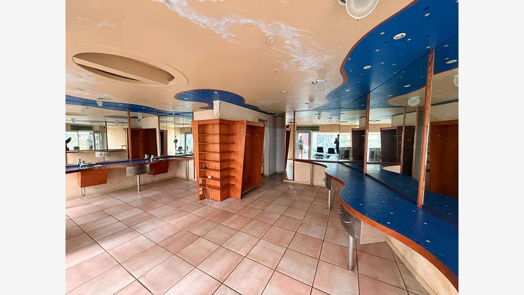 Vente local commercial de 75m² à Saint Brieuc