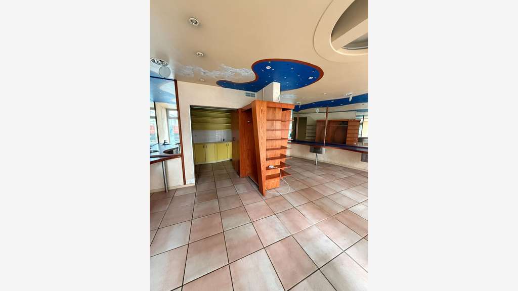 Vente local commercial de 75m² à Saint Brieuc
