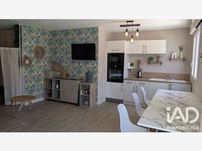 Vente locaux professionnels 91m² à Saint-Chaptes