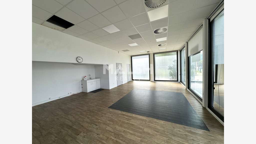 A louer ou à vendre locaux de 70m² à St Etienne