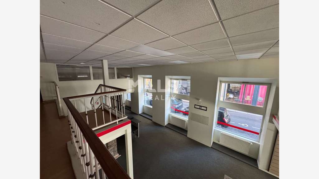 Vente local commercial 196m² Saint Etienne centre