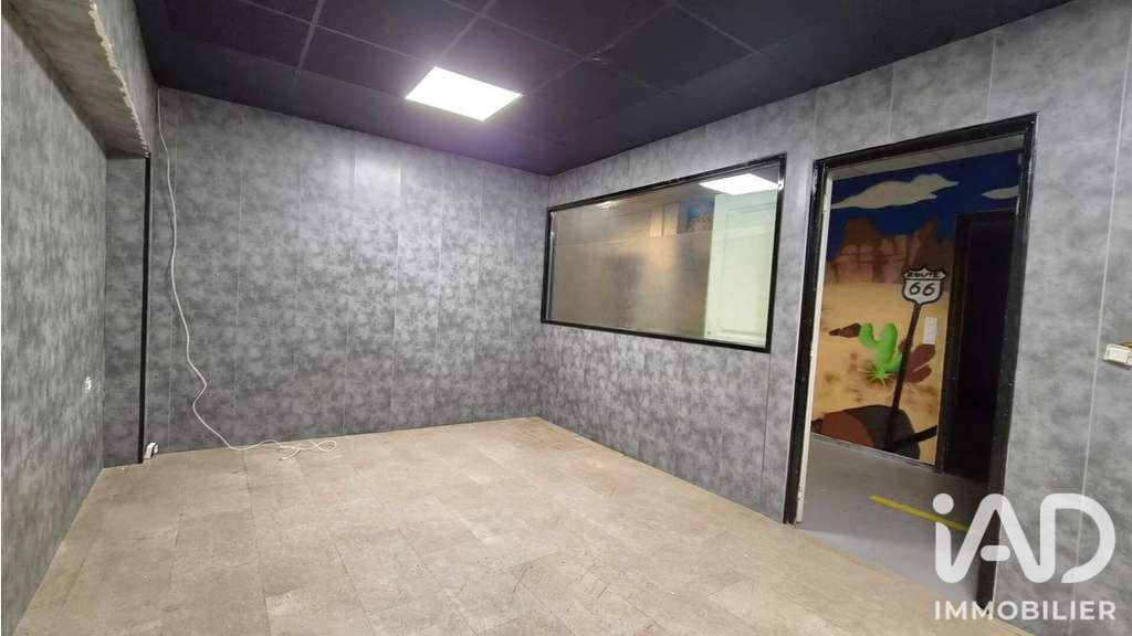 Vente local professionnel de 260m² à Saint-Étienne