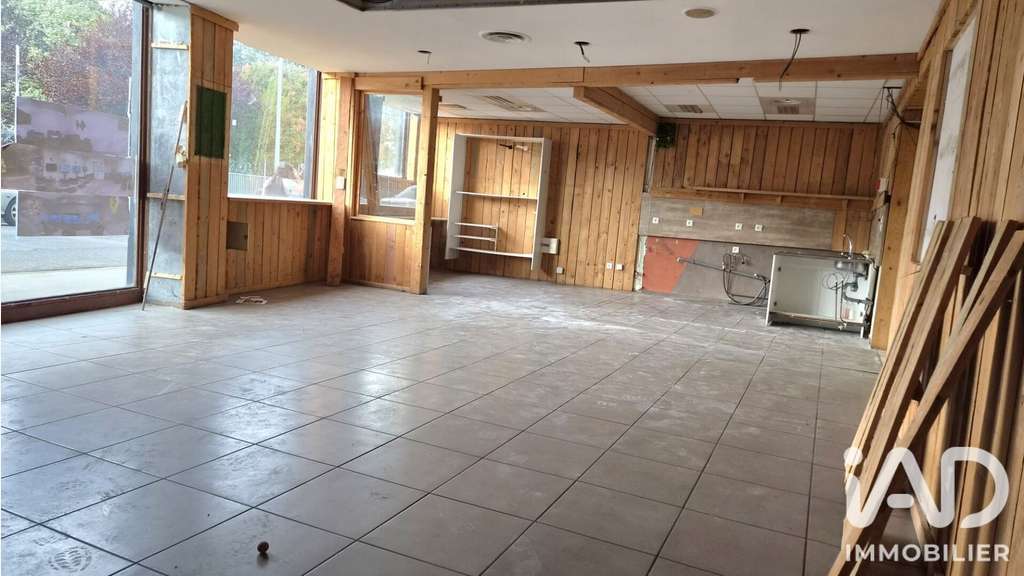 Vente local professionnel de 260m² à Saint-Étienne