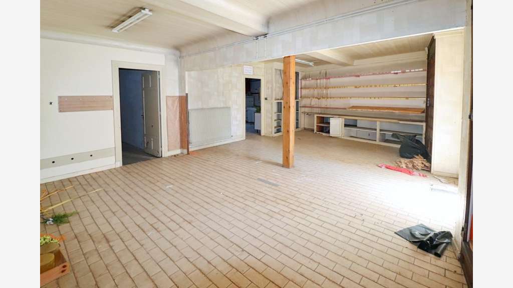Local commercial 3 pièces 88m²