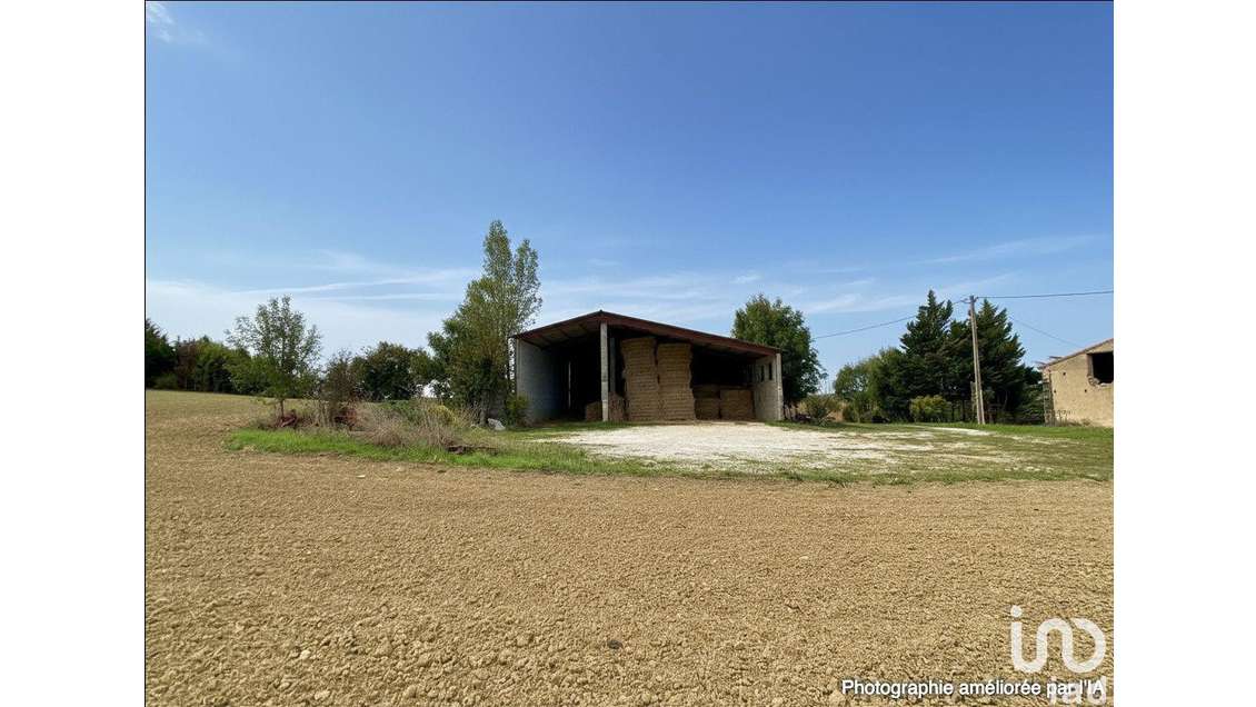 Local commercial à Saint-Félix-Lauragais