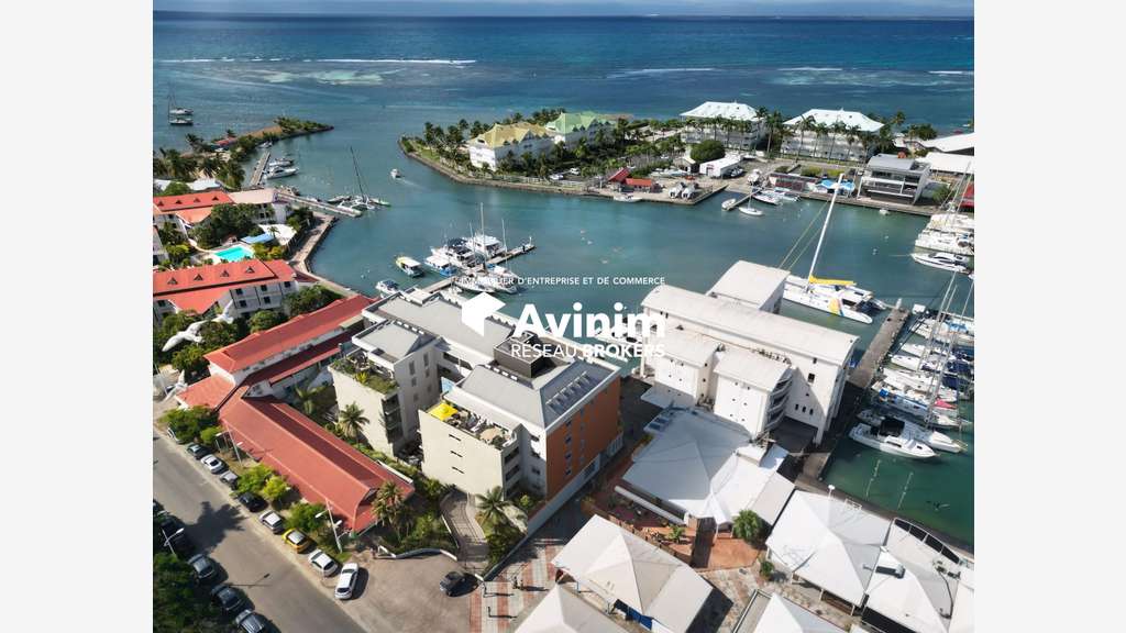 Local commercial 30,73m² Saint-François Marina