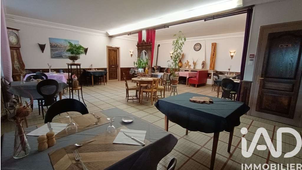 Vente murs de 472m² à Saint-Georges-Lagricol