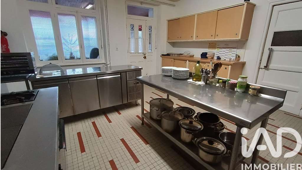 Vente murs de 472m² à Saint-Georges-Lagricol