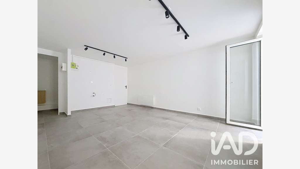 Vente local commercial à Saint-Germain-en-Laye