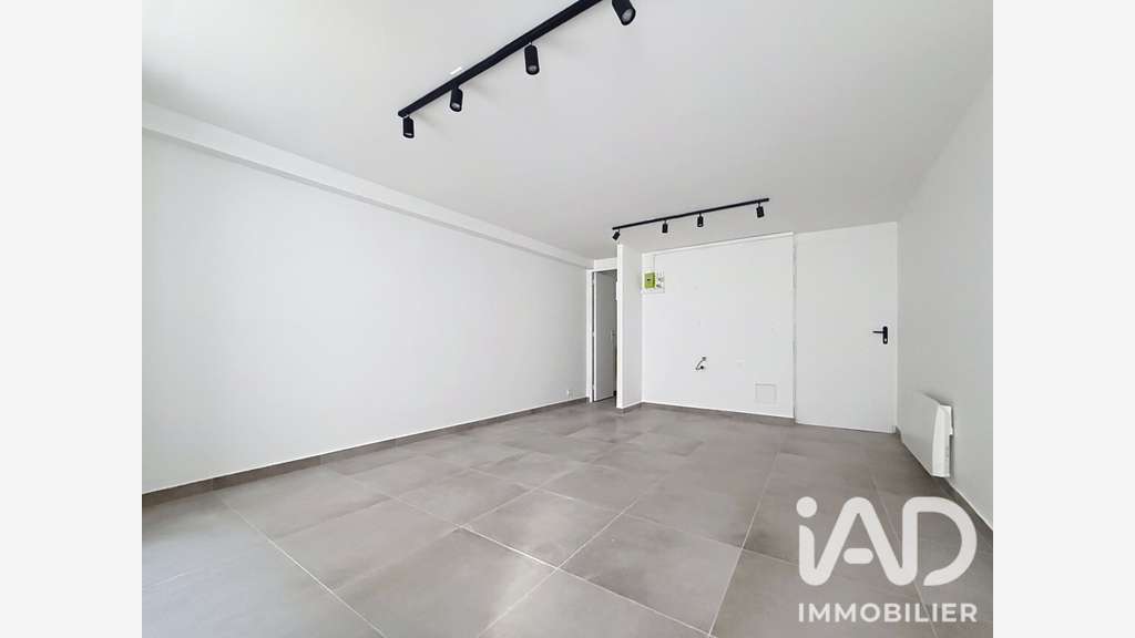 Vente local commercial à Saint-Germain-en-Laye