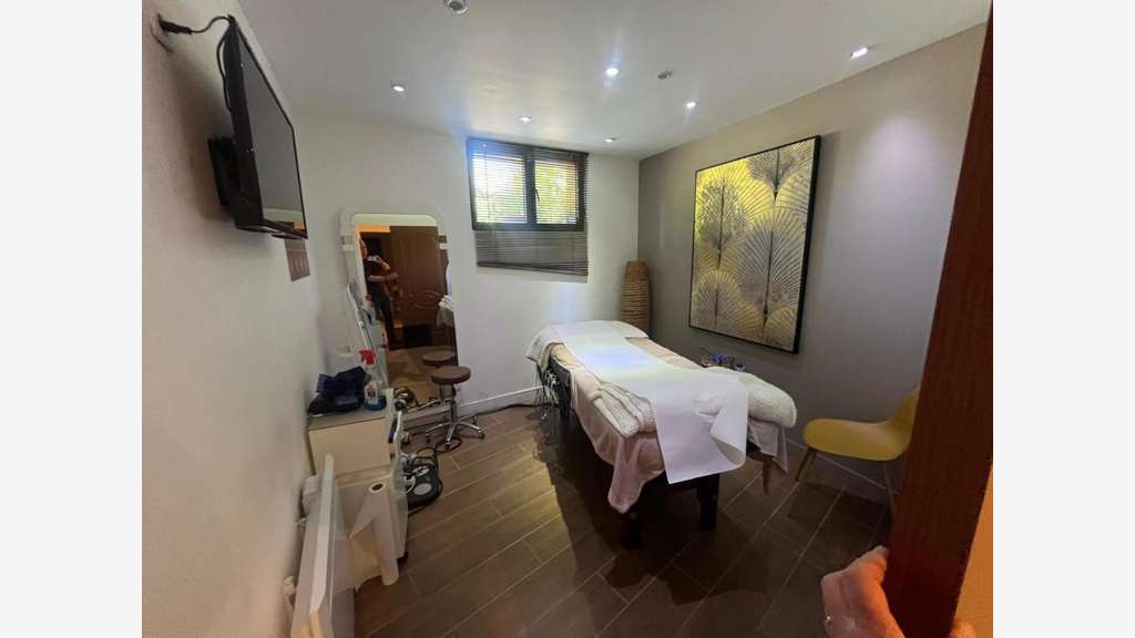 Vente murs commerciaux 140m² St-Germain-sur-Morin