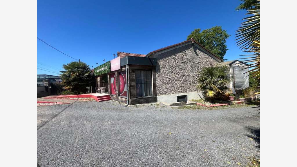 Vente murs commerciaux 140m² St-Germain-sur-Morin