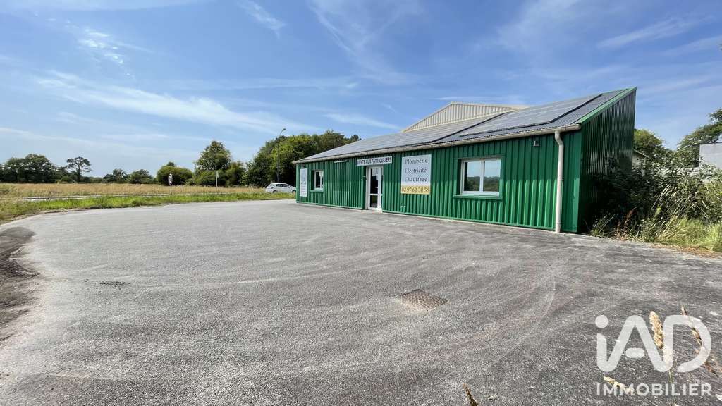 Vente local d'activités 323m² Saint-Jean-Brévelay