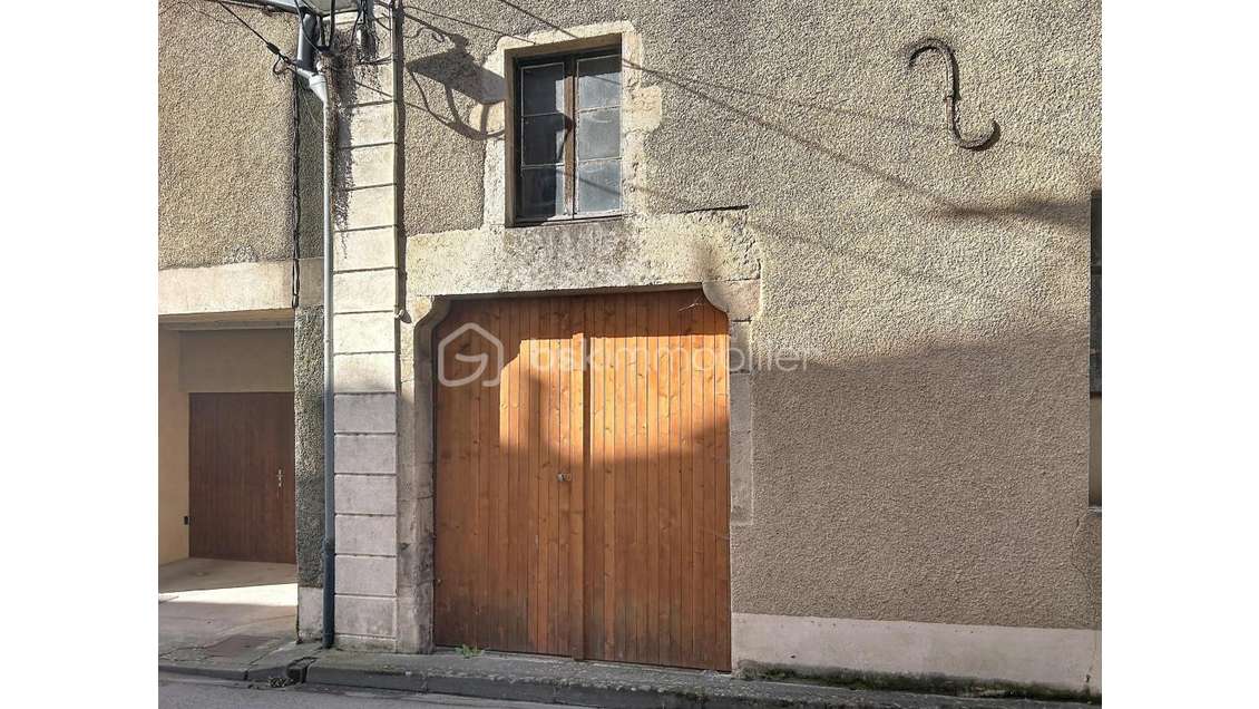 Vente garage 60m² à Saint Jean de Losne