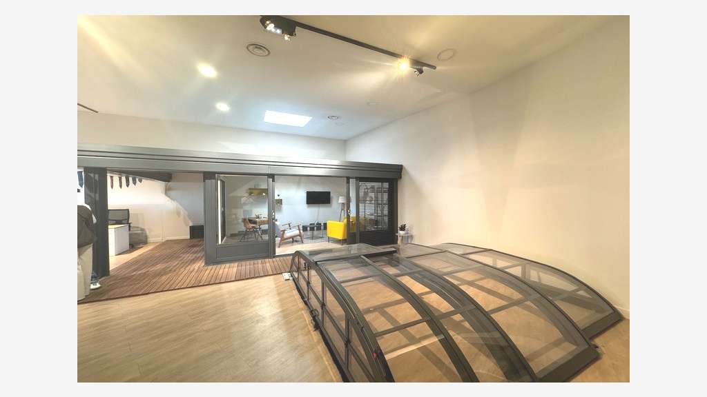 Local mixte de 680m2 a vendre - Montpellier SUD
