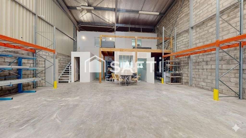 Vente local commercial 287m² à Saint-Jean-d'Illac