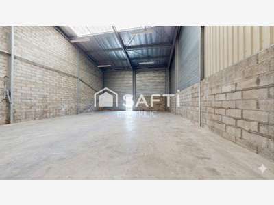 Vente local commercial 287m² à Saint-Jean-d'Illac