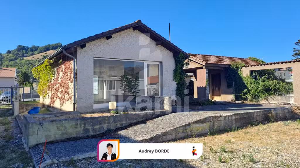 SAINT-MARCELLIN LOCAL PROFESSIONNEL 159 M² SUR T