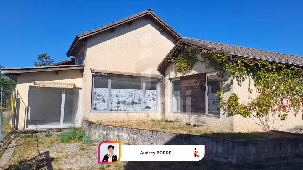 SAINT-MARCELLIN LOCAL PROFESSIONNEL 159 M² SUR T