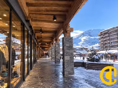 Cède murs commerciaux 60m² St-Martin-de-Belleville
