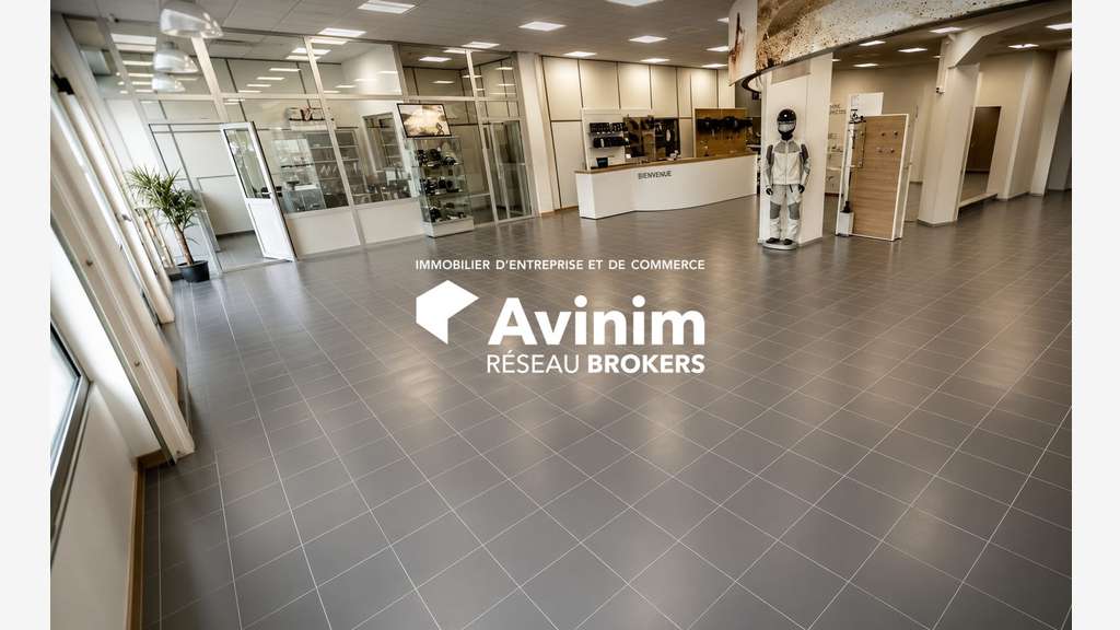 A vendre murs commerciaux de 822 m² à Saint M