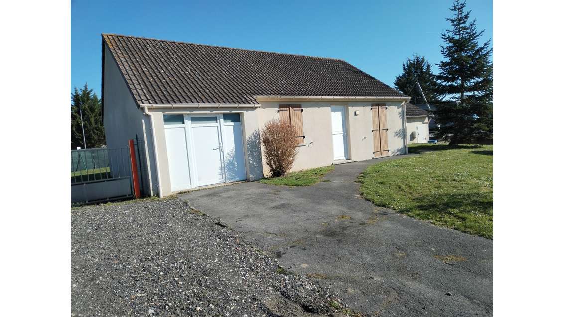 Local Commercial à Saint-maximin