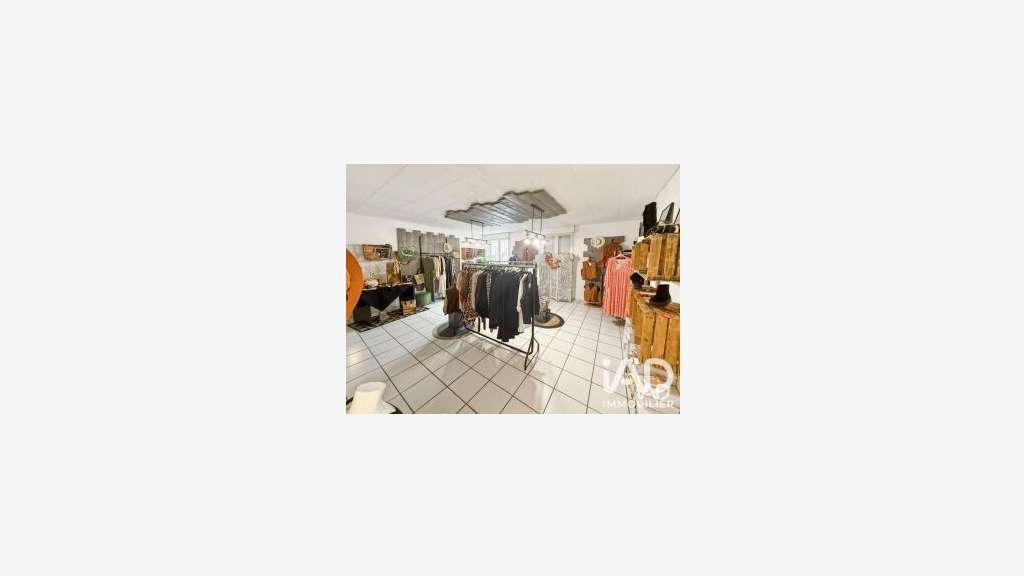 DAB local 59m² à Saint-Maximin-la-Sainte-Baume