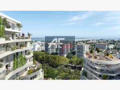 Local 132m² à vendre en angle à Saint-Nazaire